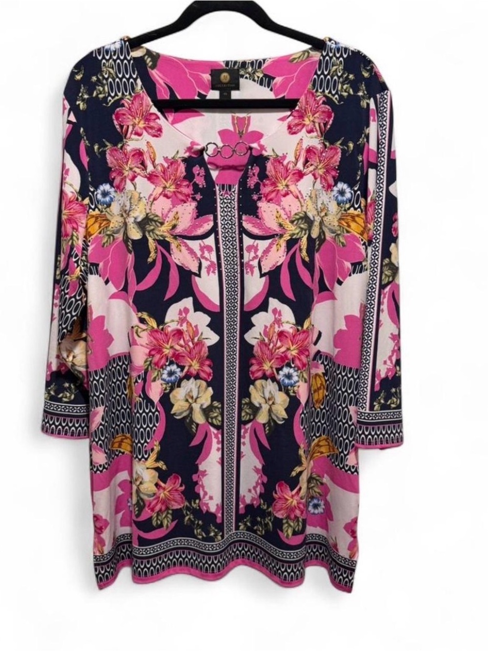 JM Collection Pink and Navy Floral Keyhole Tunic
